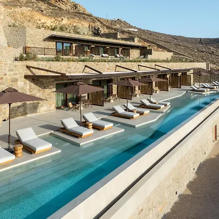 Petrablu Mykonos *