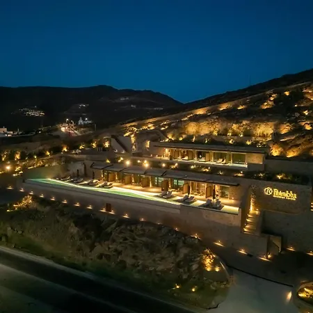 Petrablu Mykonos * פטליה